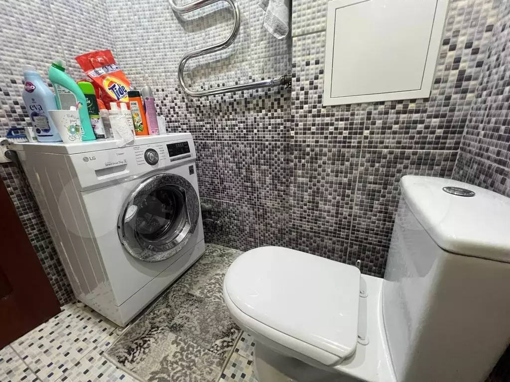 3-к. квартира, 60 м, 1/5 эт. - Фото 1