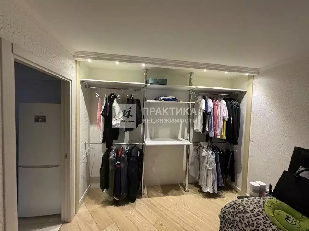 Продается 2-комнатная квартира - Фото 1