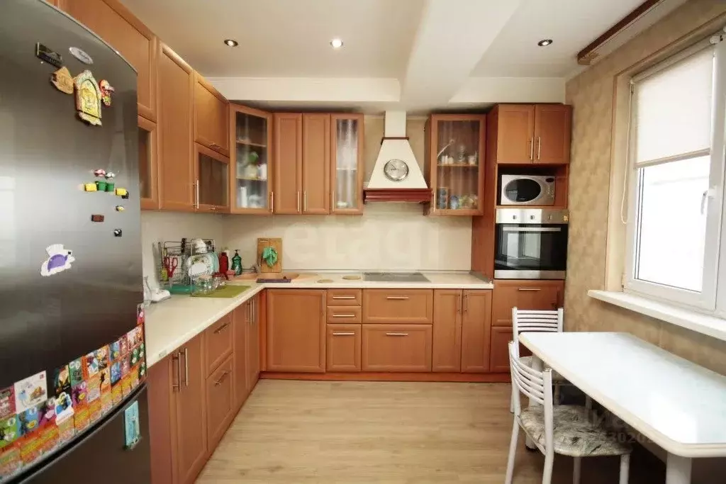 2-к кв. Сахалинская область, Южно-Сахалинск Горная ул., 9В (75.0 м) - Фото 1