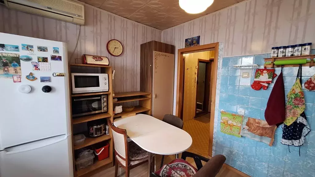 3-к кв. Астраханская область, Астрахань ул. Куликова, 38к1 (69.0 м) - Фото 2