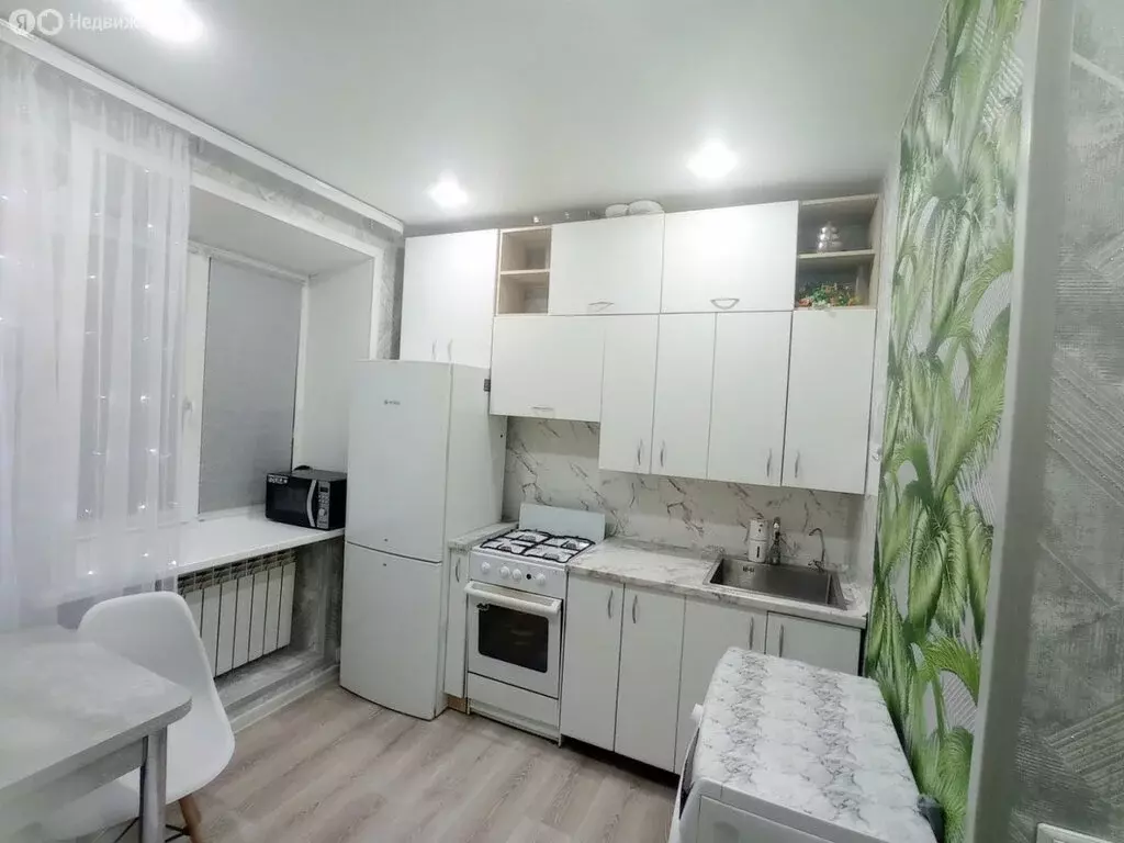 2-комнатная квартира: Курган, улица Ленина, 38 (40 м) - Фото 2