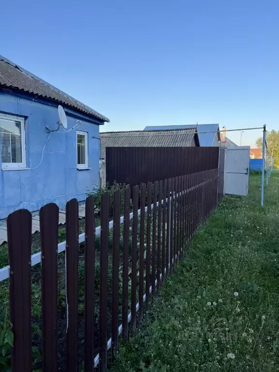 Дом в Курская область, Медвенский район, Нижнереутчанский сельсовет, ... - Фото 0