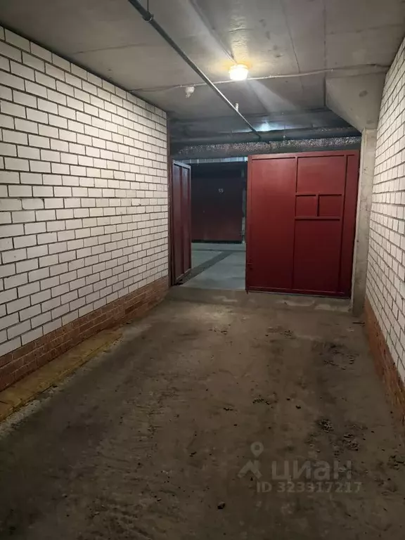 Гараж в Московская область, Химки ул. Ватутина, 4к2с2 (18 м) - Фото 1