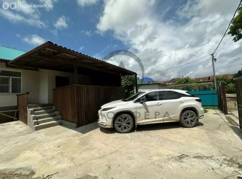 3-комнатная квартира: посёлок городского типа Джубга, Кооперативная ... - Фото 1