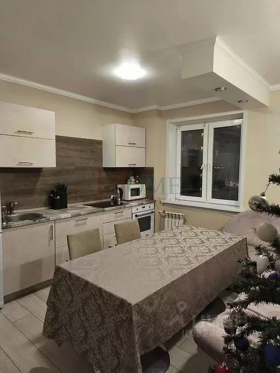 3-к кв. Новосибирская область, Новосибирск ул. Николая Сотникова, 17 ... - Фото 1