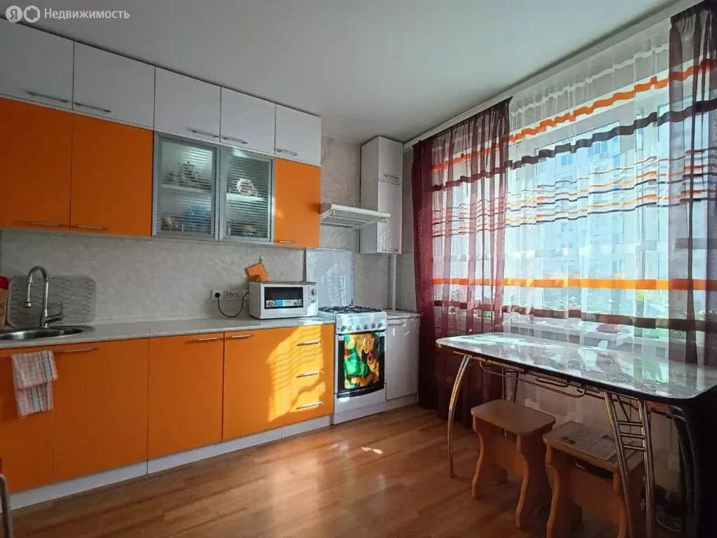 1-комнатная квартира: Саратов, улица имени П.Ф. Батавина, 19 (40 м) - Фото 1