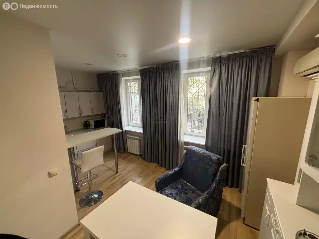 3-комнатная квартира: Москва, 1-й Неопалимовский переулок, 11/22 (61 ... - Фото 0