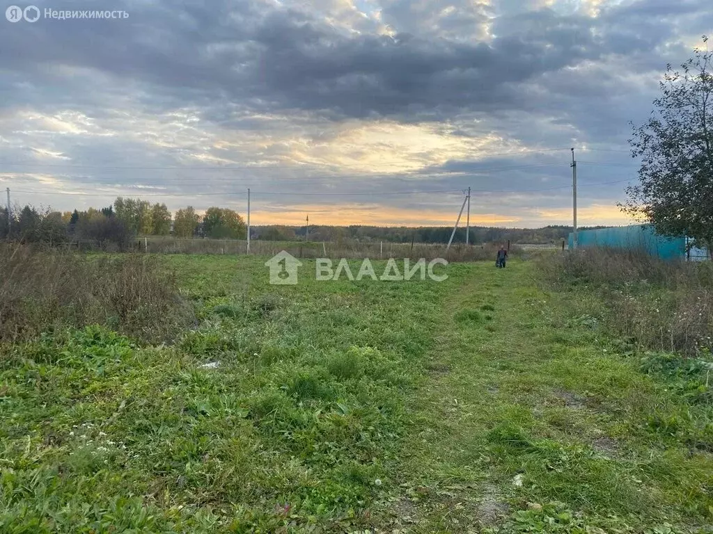 Участок в Иштеряково, Центральная улица (23.63 м) - Фото 0