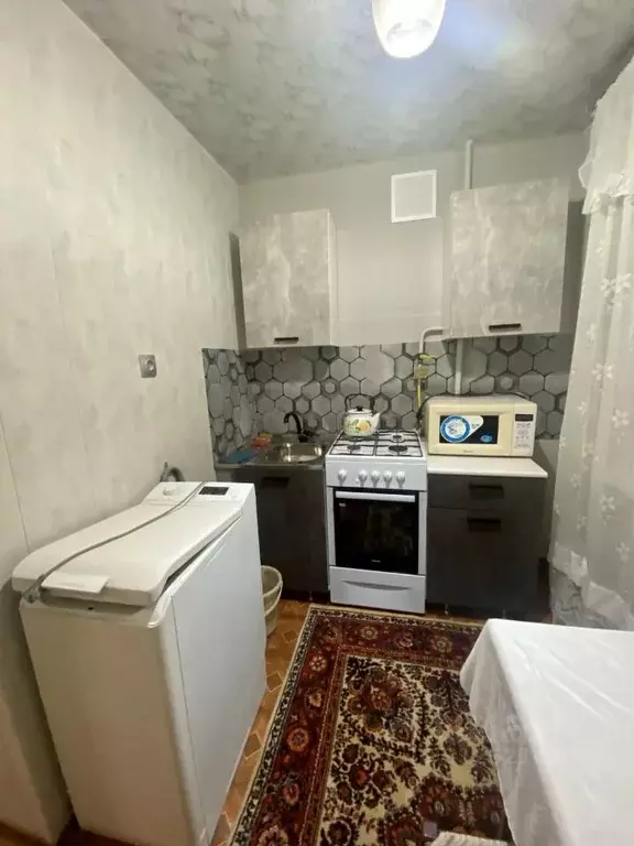 2-к кв. Волгоградская область, Волгоград ул. Остравская, 20 (50.0 м) - Фото 2