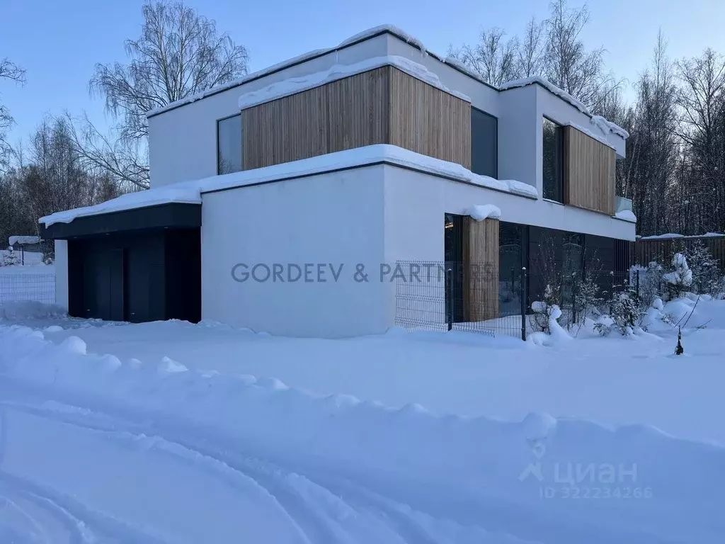 Дом в Татарстан, Казань ул. Славная, 2 (295 м) - Фото 1