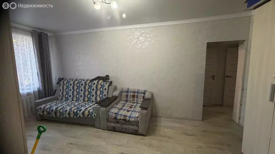 3-комнатная квартира: Астрахань, Волжская улица, 43 (52.1 м) - Фото 1