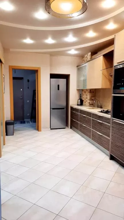 3-к кв. Калининградская область, Калининград ул. Юрия Гагарина, 1 ... - Фото 2