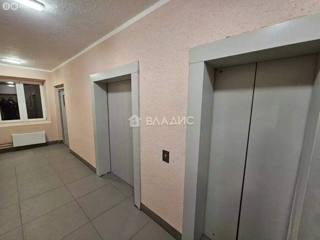 2-комнатная квартира: Лобня, улица Борисова, 24 (56.6 м) - Фото 1