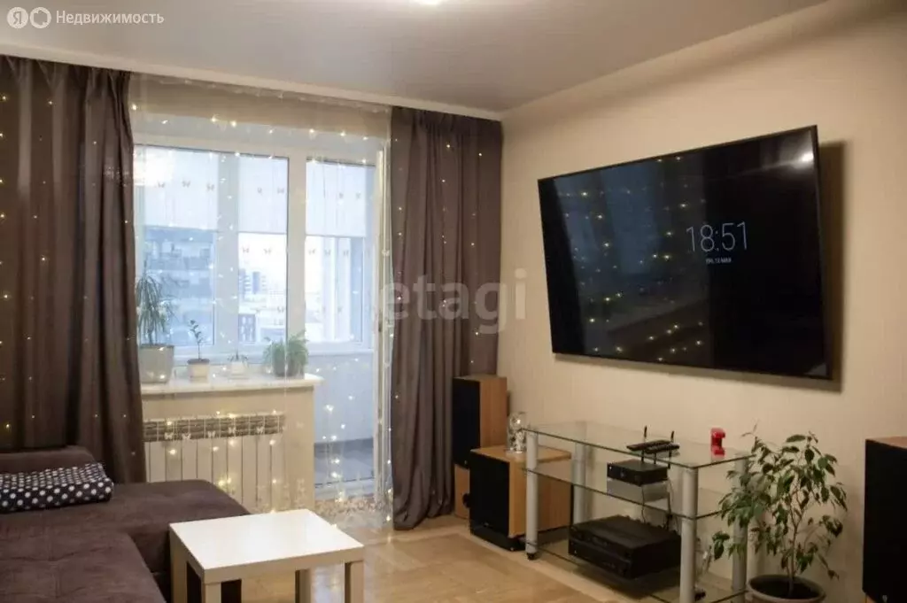 4-комнатная квартира: Воронеж, улица Кирова, 10 (86.1 м) - Фото 1