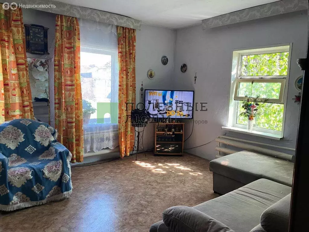 Дом в Кызыл, улица Парижских Коммунаров (68 м) - Фото 1