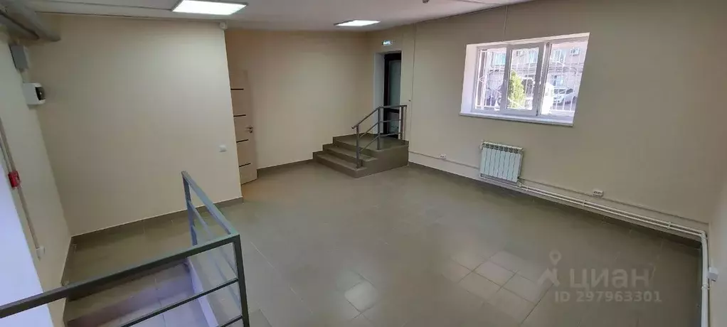 Помещение свободного назначения в Тверская область, Тверь Спортивный ... - Фото 1