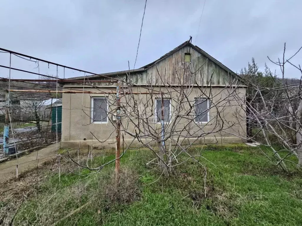 Дом в Крым, Алушта муниципальный округ, с. Приветное 59 (52 м) - Фото 1