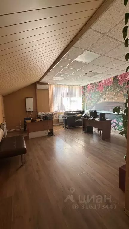Офис в Воронежская область, Воронеж просп. Труда, 111А (200 м) - Фото 1