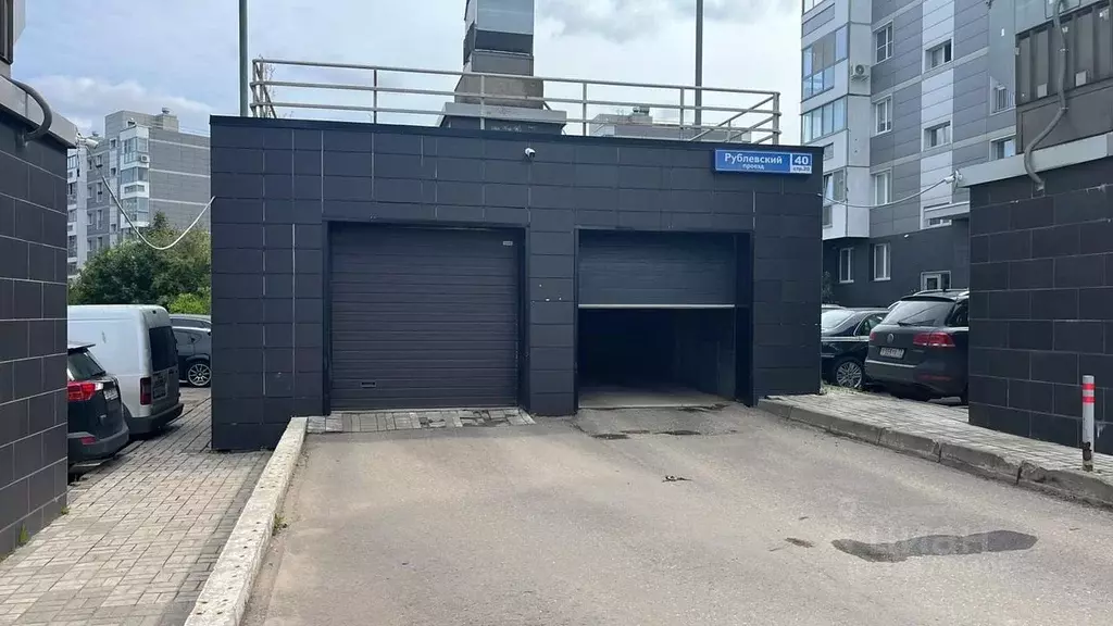 Гараж в Московская область, Одинцовский городской округ, с. Ромашково ... - Фото 1