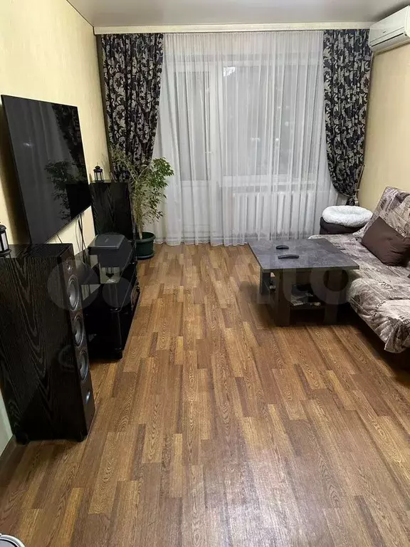 3-к. квартира, 60 м, 5/5 эт. - Фото 1