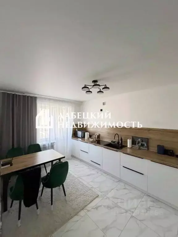 1-к кв. Ленинградская область, Лодейное поле ул. Плеханова, 4 (57.6 м) - Фото 1