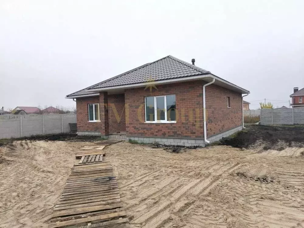 Дом в село Стрелецкое, Сказочная улица (120 м) - Фото 1