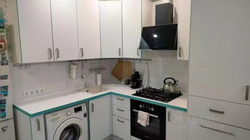 1-к кв. Белгородская область, Губкин Мичуринский мкр, 1 (47.6 м) - Фото 1