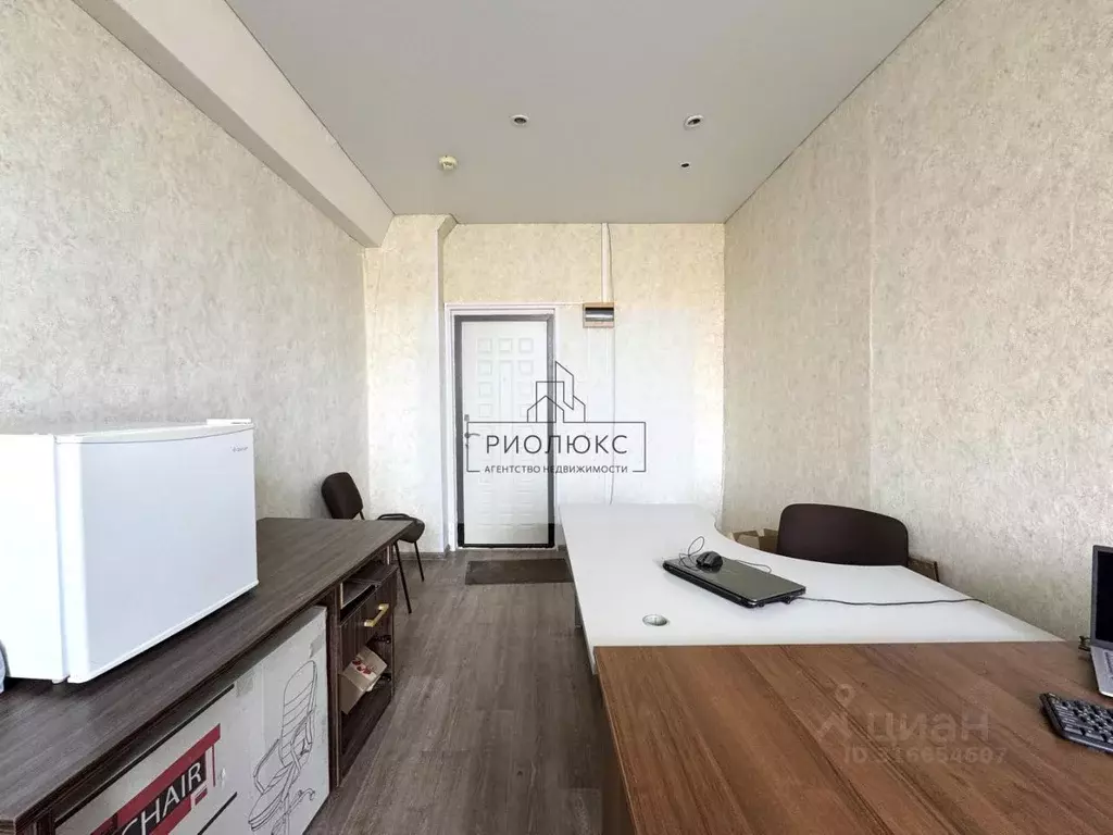 Офис в Челябинская область, Челябинск ул. Сони Кривой, 73 (18 м) - Фото 1
