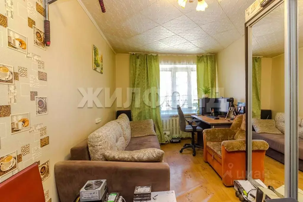 Комната Новосибирская область, Новосибирск Каменская ул., 26 (15.3 м) - Фото 2