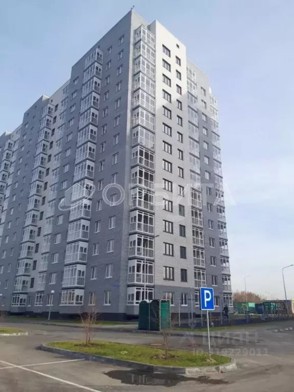 2-к кв. Тюменская область, Тюмень ул. Ветеранов Труда, 9Ак4 (63.7 м) - Фото 1