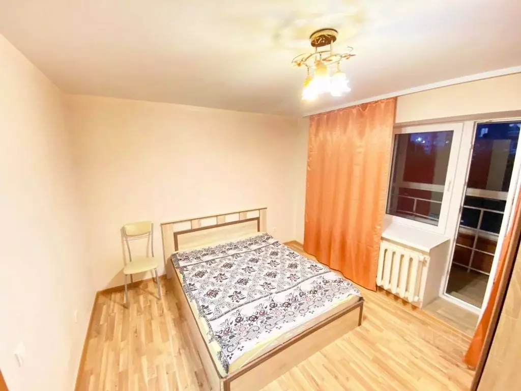 2-к кв. Башкортостан, Уфа ул. Сун-Ят-Сена, 7 (70.0 м) - Фото 1