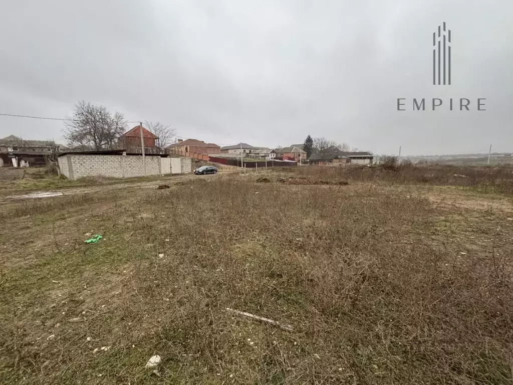Участок в Чеченская республика, Грозный Саратовская ул. (6.0 сот.) - Фото 0