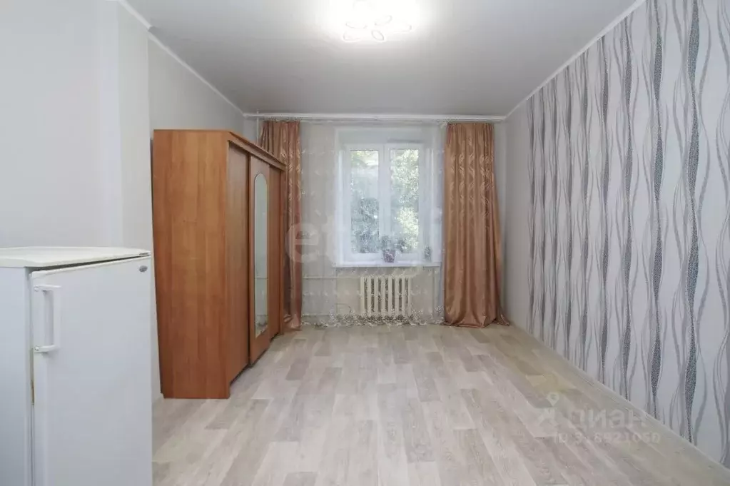 Комната Омская область, Омск ул. 20 лет РККА, 19 (18.4 м) - Фото 1