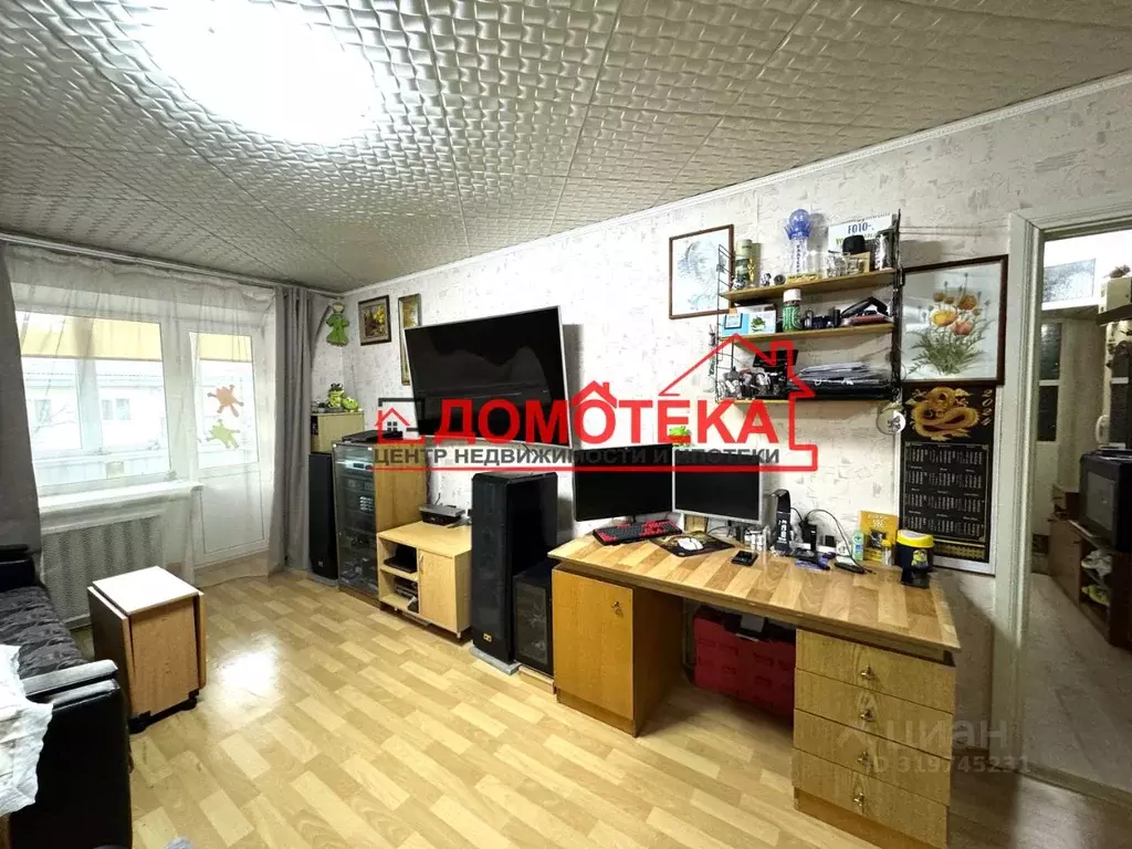 2-к кв. Свердловская область, Екатеринбург ул. 40-летия Октября, 32 ... - Фото 0