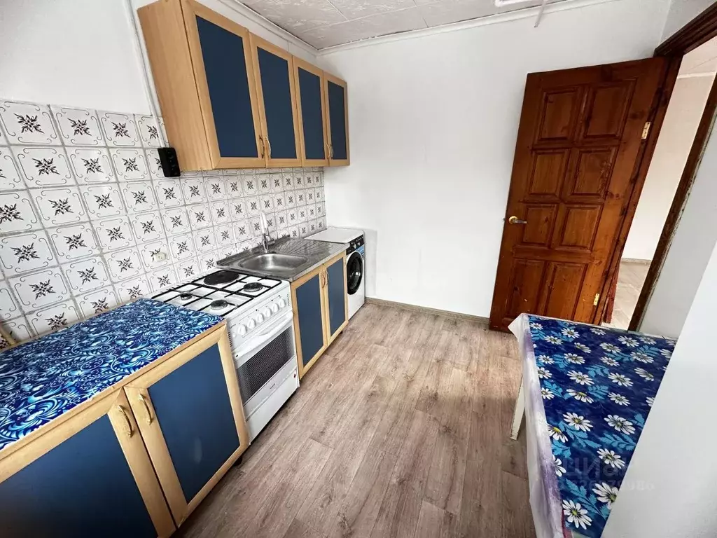 1-к кв. Свердловская область, Екатеринбург ул. Победы, 6 (31.6 м) - Фото 2