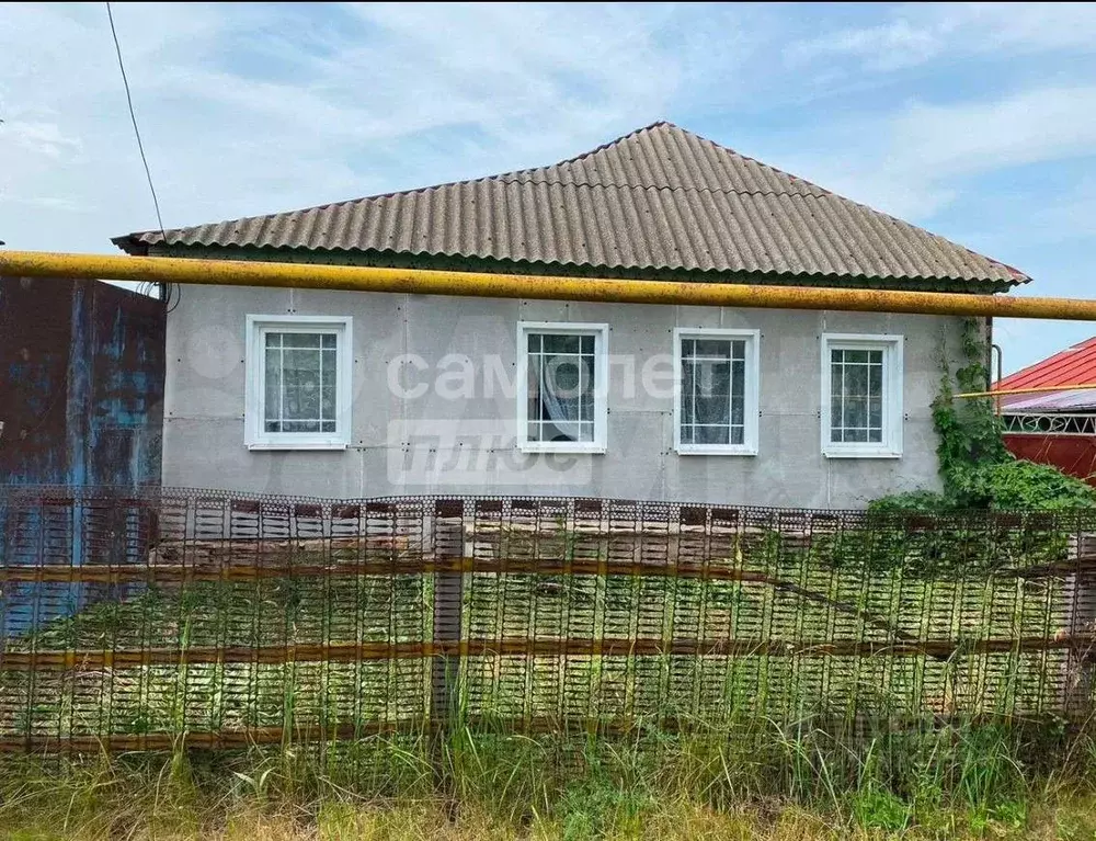Дом в Курская область, Курский район, Лебяженский сельсовет, с. ... - Фото 0