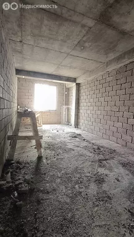2-комнатная квартира: Махачкала, улица Эльзы Ибрагимовой, 5к15 (90 м) - Фото 1