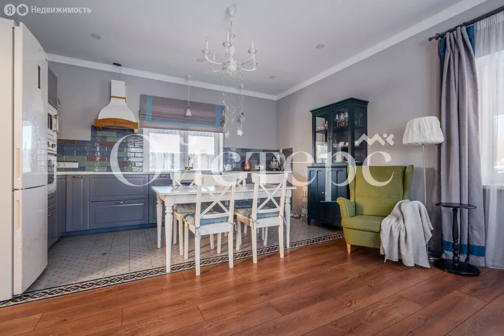 Дом в посёлок Парголово, Кабаловская улица, 28к1 (365.9 м) - Фото 1