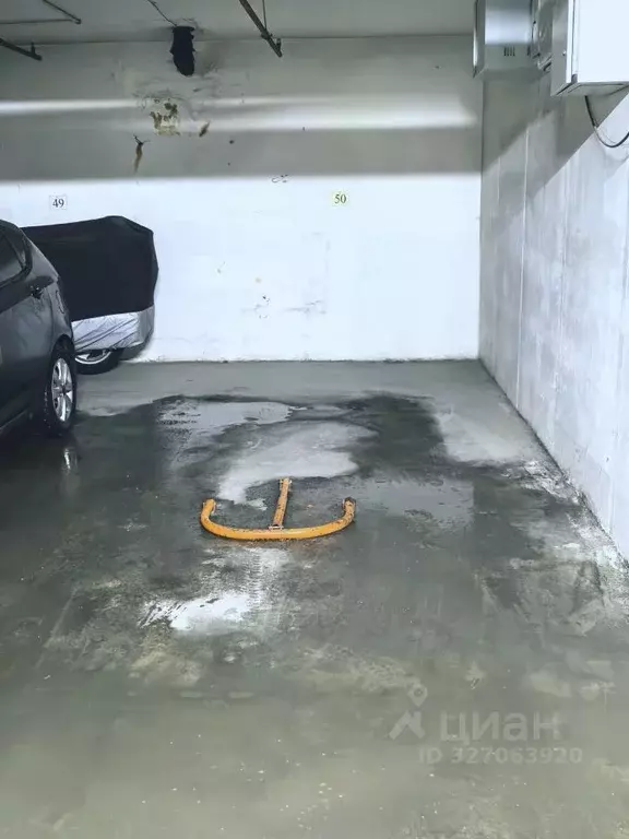 Гараж в Московская область, Красногорск городской округ, д. Глухово ... - Фото 1