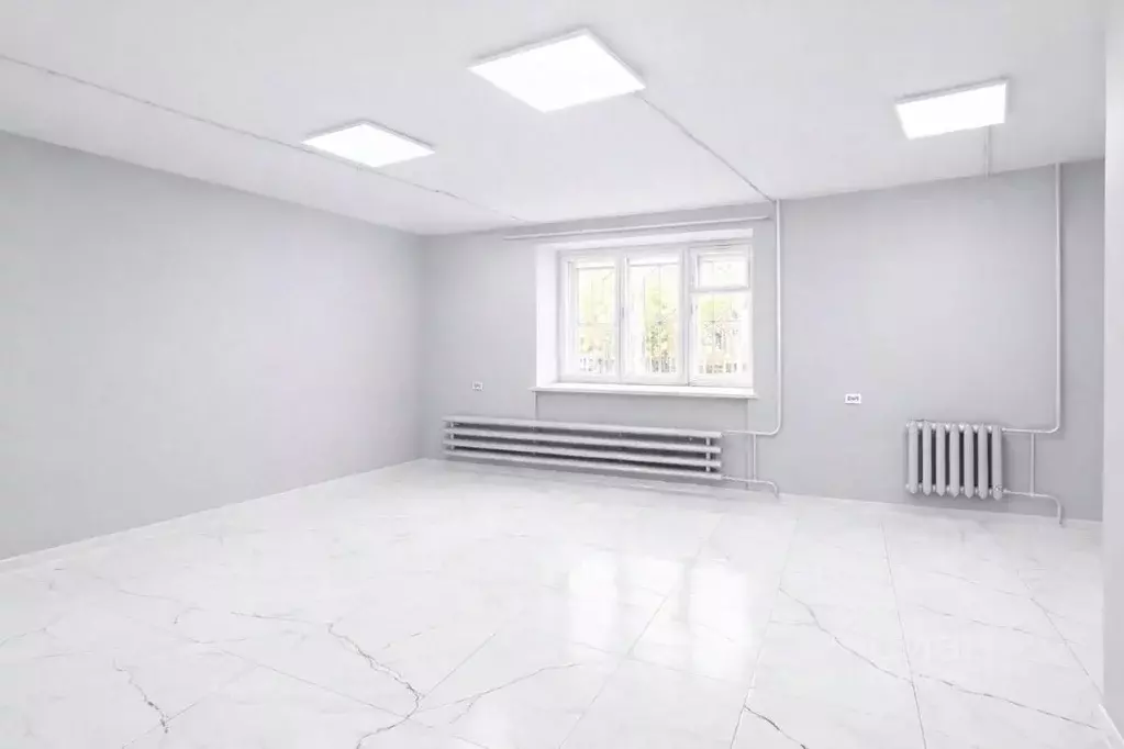 Офис в Кировская область, Киров ул. Добролюбова, 10 (40 м) - Фото 1