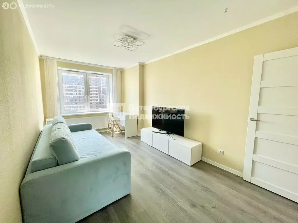 1-комнатная квартира: Санкт-Петербург, Пулковское шоссе, 42к6 (36 м) - Фото 1