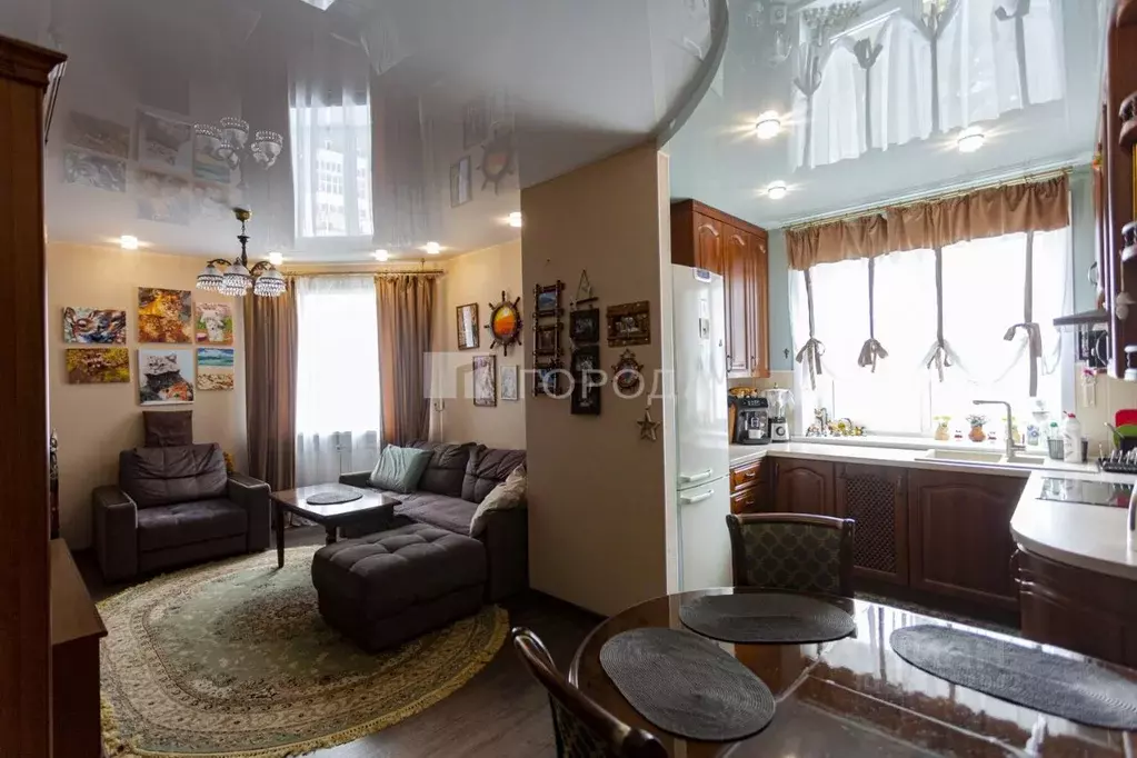 3-к кв. Кемеровская область, Новокузнецк Пионерский просп., 58 (85.0 ... - Фото 1