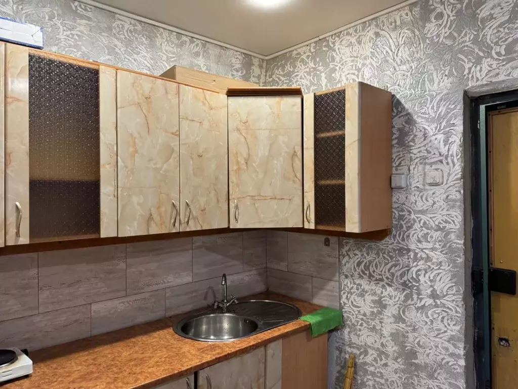 Комната Волгоградская область, Волжский ул. Свердлова, 4 (9.0 м) - Фото 2