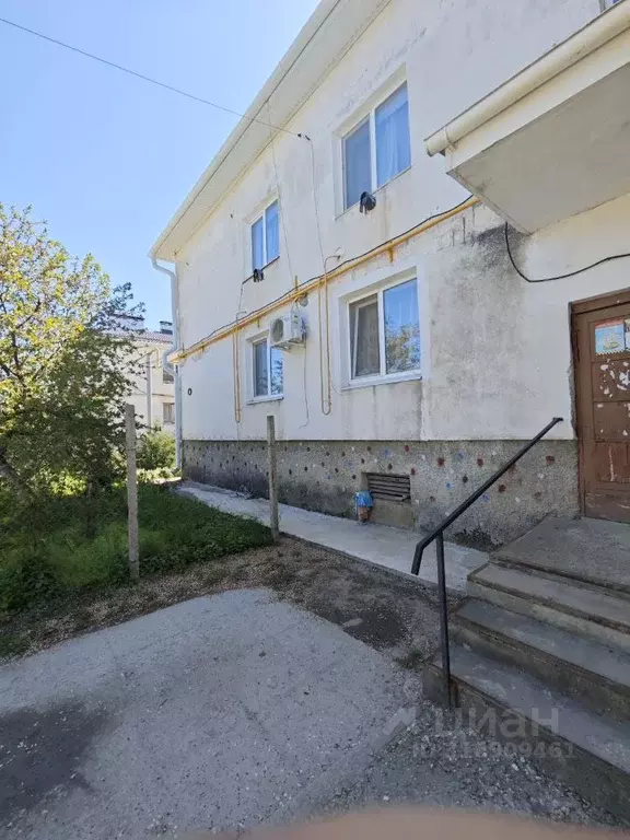 2-к кв. Крым, Нижнегорское с/пос, с. Зеленое ул. Плодовая, 4А (43.8 м) - Фото 0