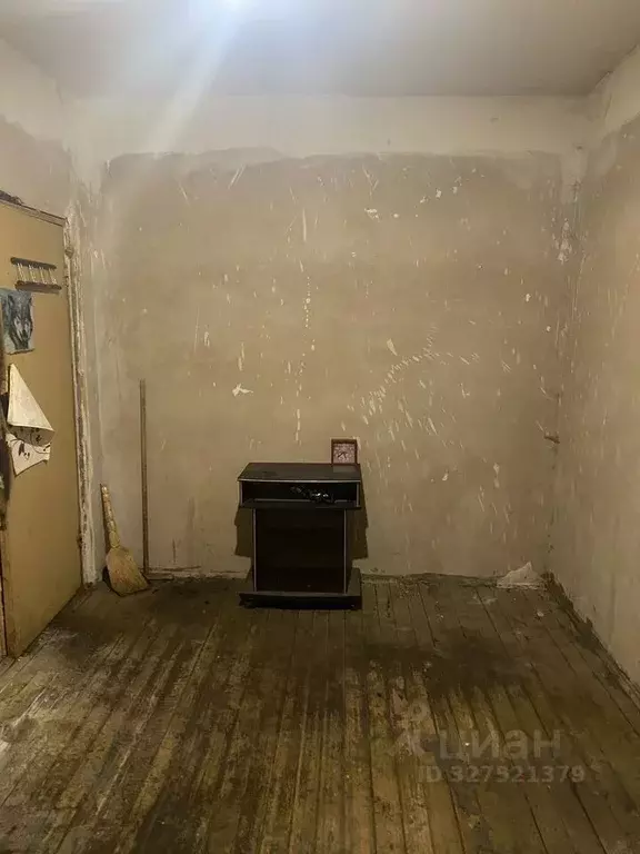 Комната Новгородская область, Великий Новгород Сырковское ш., 32 - Фото 2