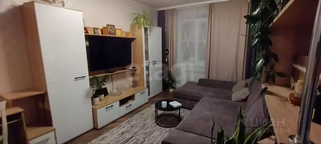 2-к кв. Белгородская область, Белгород ул. Есенина, 40 (51.0 м) - Фото 1