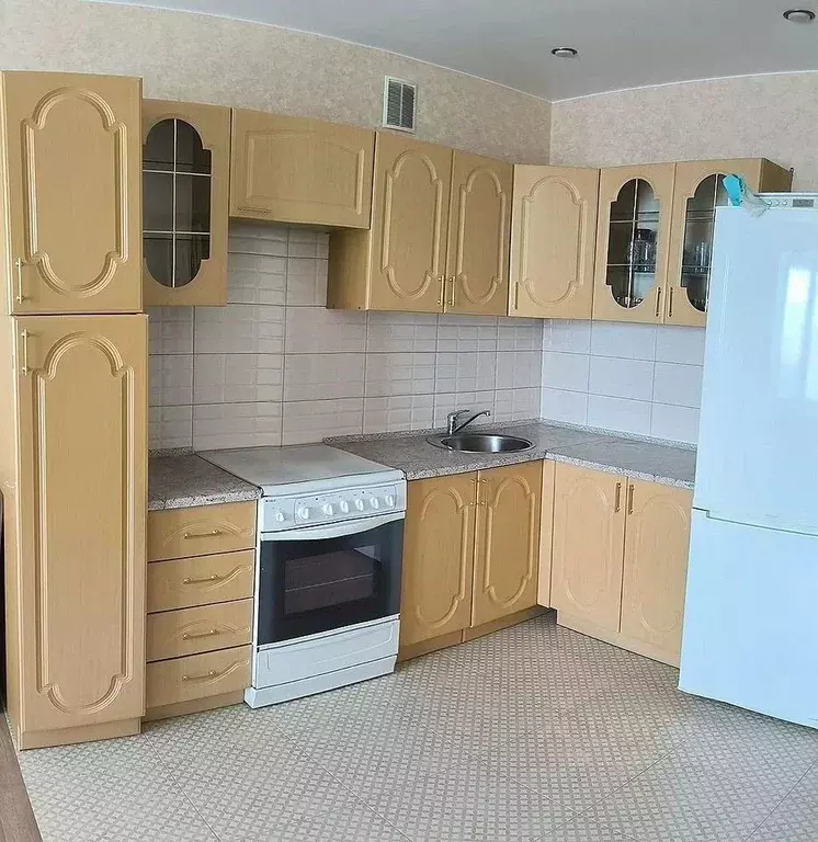 1-к кв. Тюменская область, Тюмень Комбинатская ул., 54к2 (45.0 м) - Фото 1