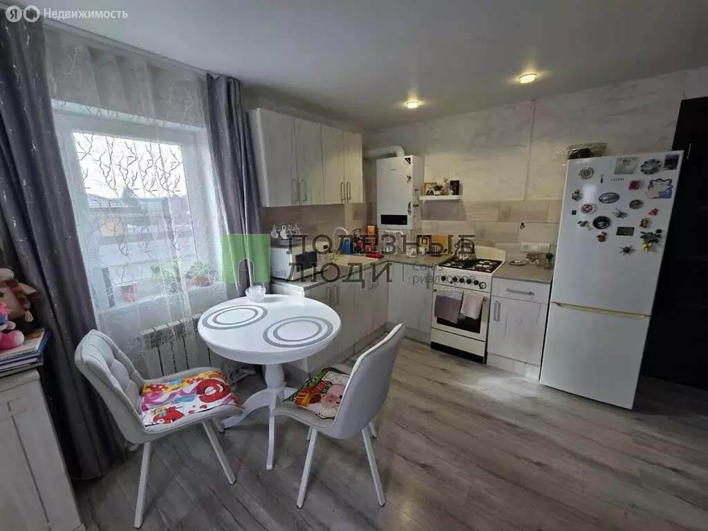 Дом в село Завьялово, Павловская улица, 12 (70 м) - Фото 1