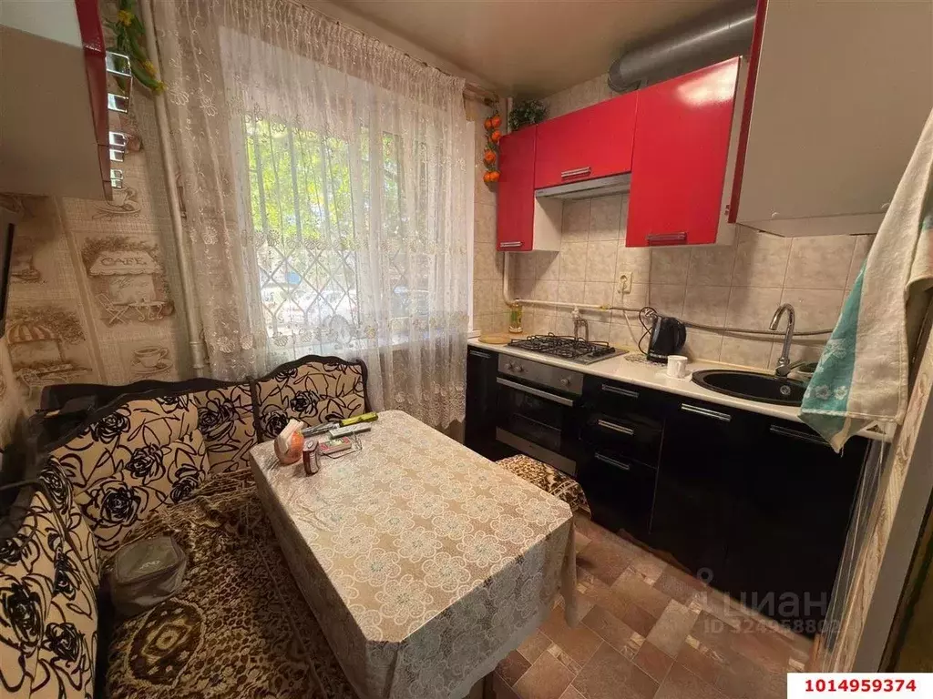 3-к кв. Краснодарский край, Краснодар Ставропольская ул. (60.7 м) - Фото 1