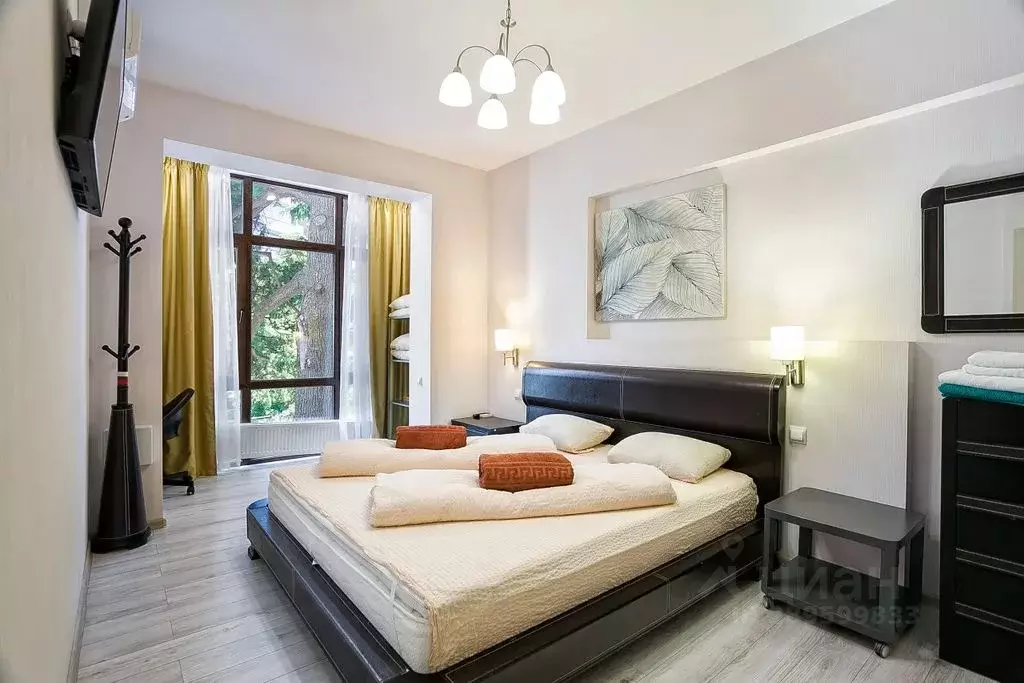 3-к кв. Крым, Ялта проезд Парковый, 9 (65.0 м) - Фото 1